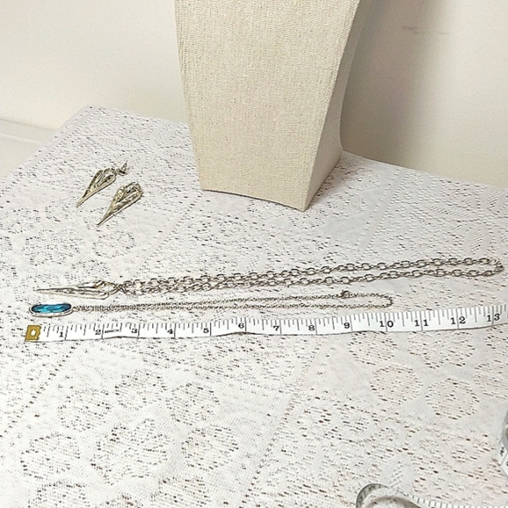 Woman Jewelry set of three heart jewelry. Necklace Earrings Silver Set - Picture 3 of 3
